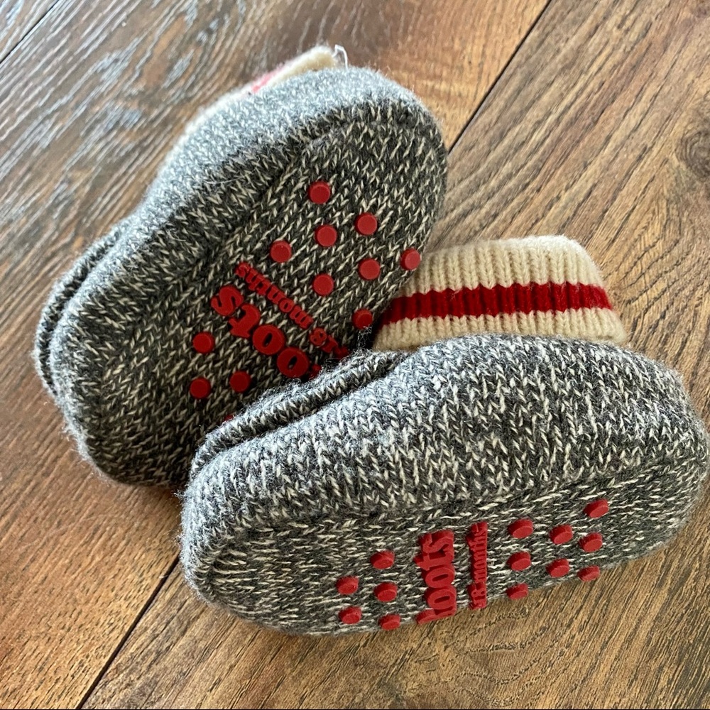 ROOTS 12-18m Slippers
